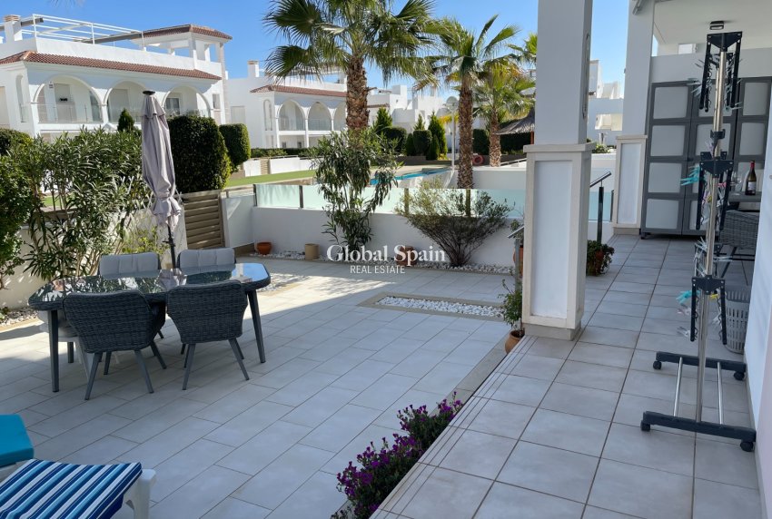 Resale - APARTMENT -
ROJALES - Inland