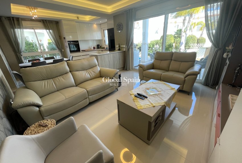 Resale - APARTMENT -
ROJALES - Inland