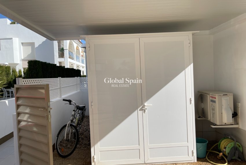 Resale - APARTMENT -
ROJALES - Inland