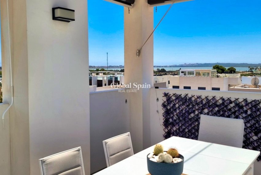 Resale - APARTMENT -
ROJALES - Inland