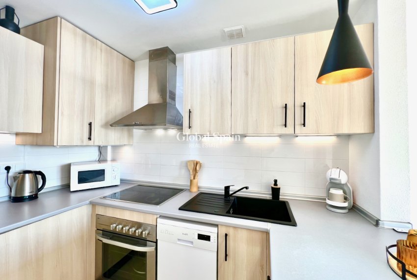 Resale - APARTMENT -
ROLDÁN - Inland