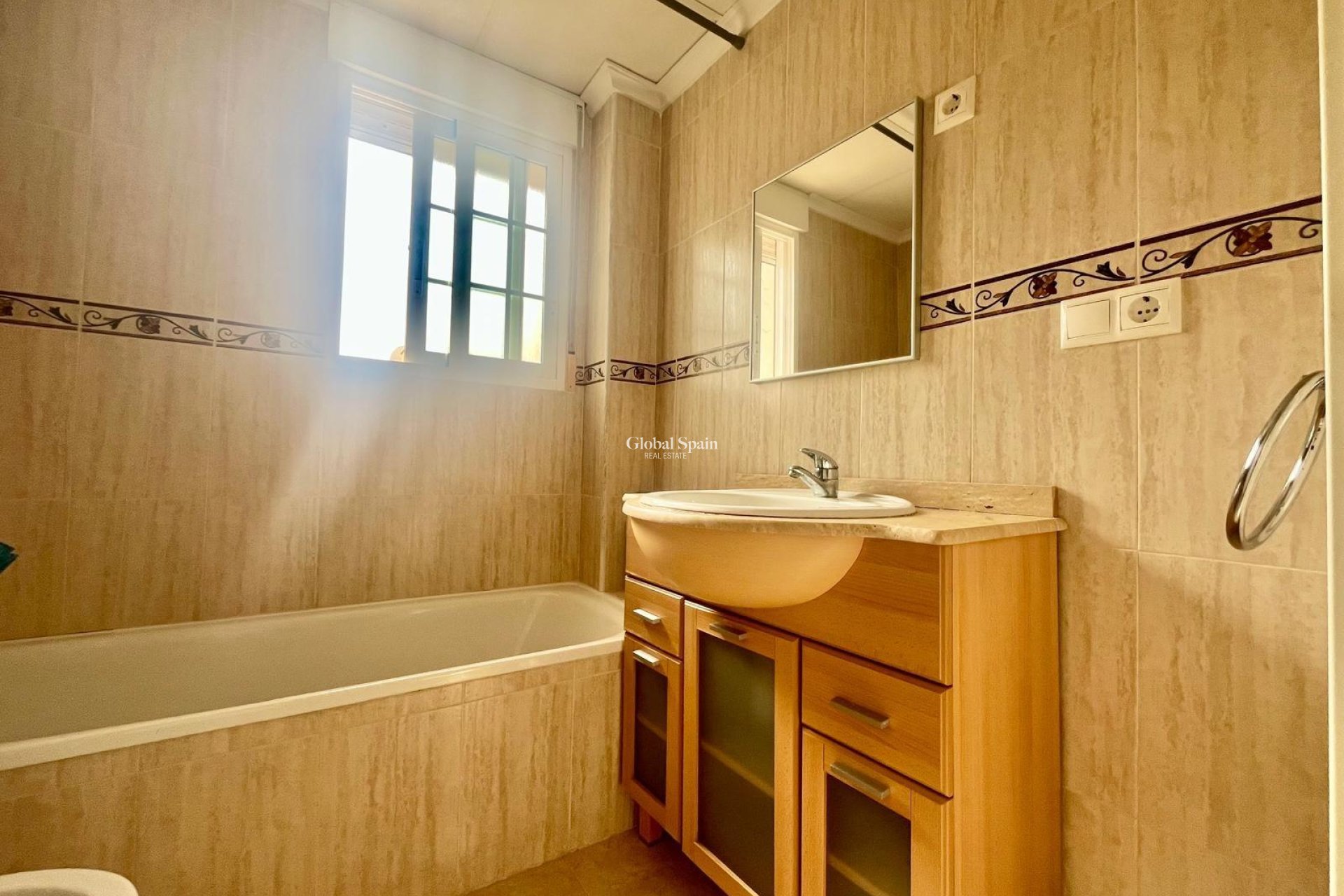 Resale - APARTMENT -
SAN FULGENCIO - LA MARINA