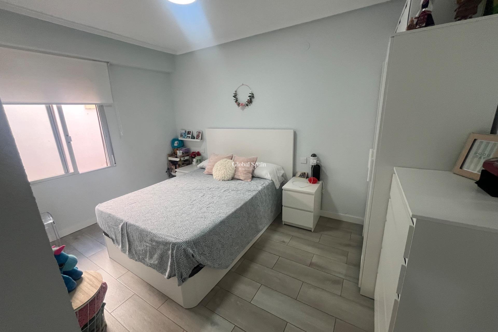 Resale - APARTMENT -
SAN FULGENCIO - San Fulgencio Pueblo