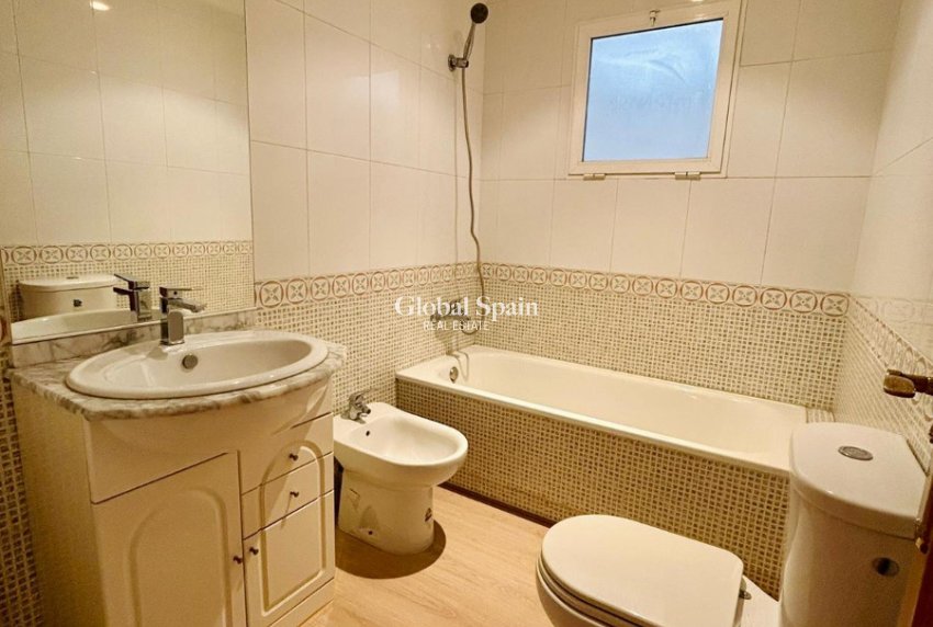 Resale - APARTMENT -
San Isidro - Inland