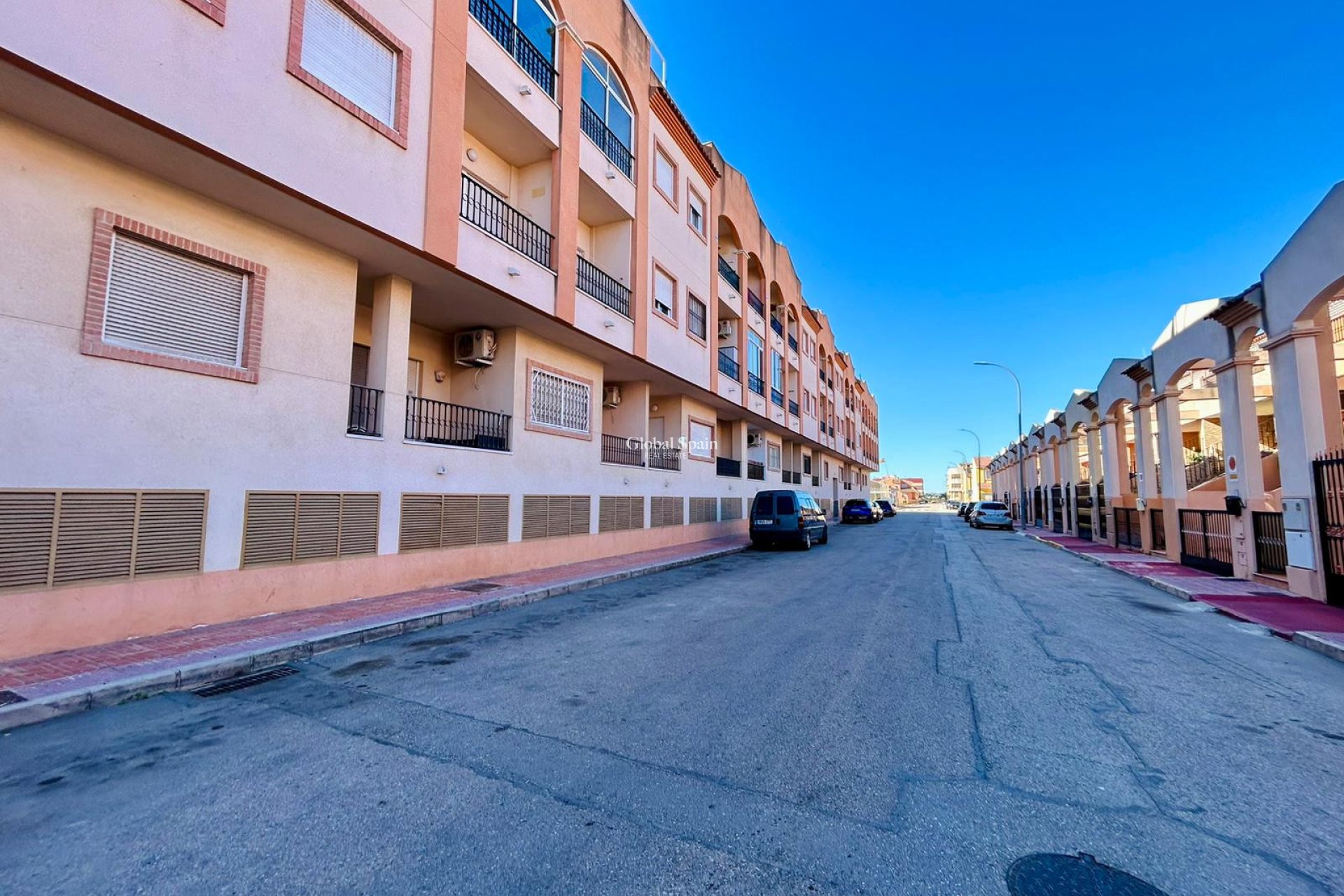 Resale - APARTMENT -
SAN ISIDRO - Inland