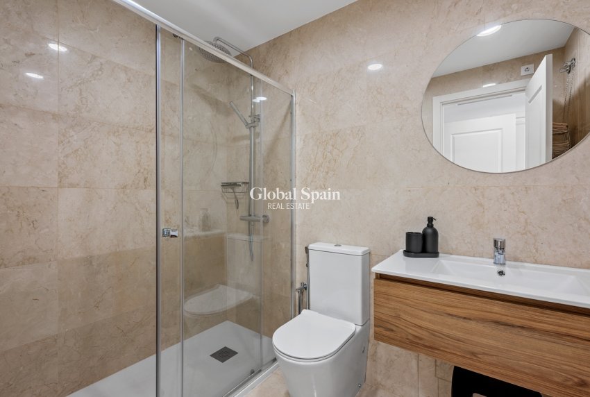 Resale - APARTMENT -
SAN JAVIER - Roda Golf