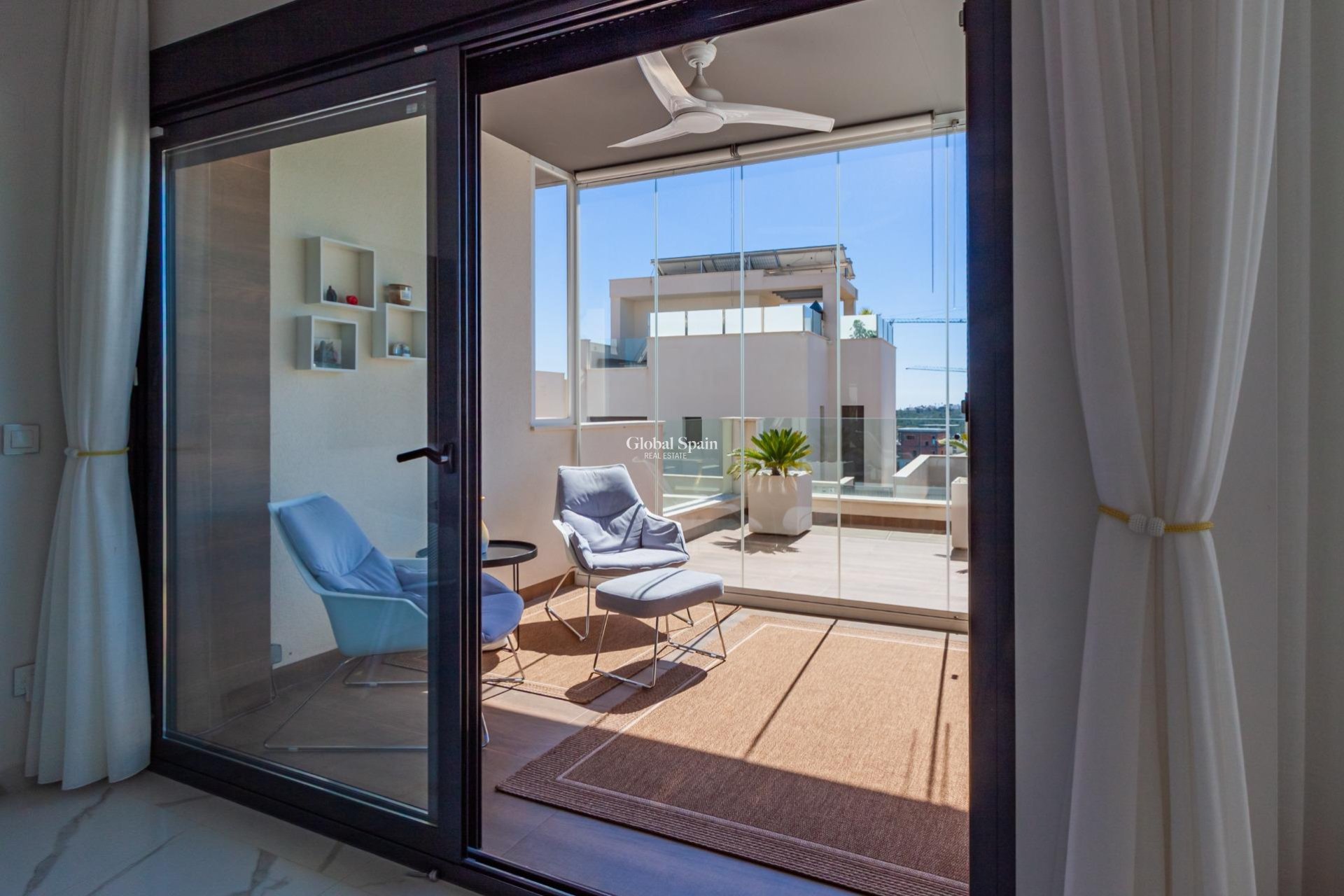 Resale - APARTMENT -
SAN MIGUEL DE SALINAS - Bellavista