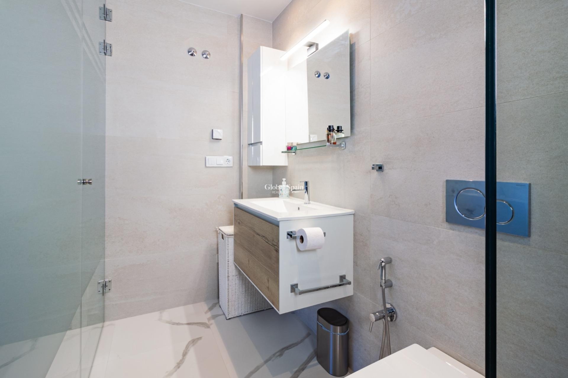 Resale - APARTMENT -
SAN MIGUEL DE SALINAS - Bellavista