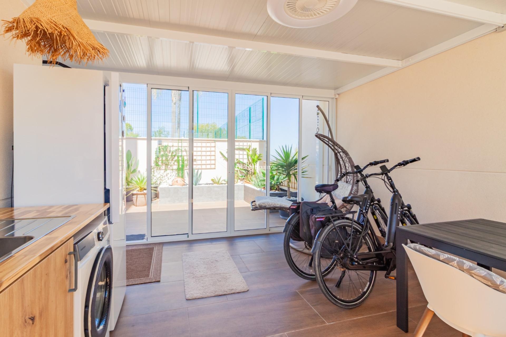 Resale - APARTMENT -
SAN MIGUEL DE SALINAS - Bellavista