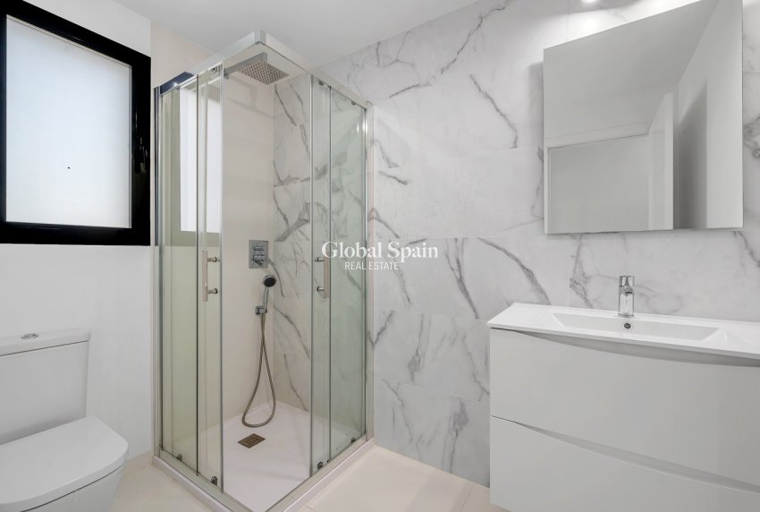 Resale - APARTMENT -
SAN MIGUEL DE SALINAS - Inland