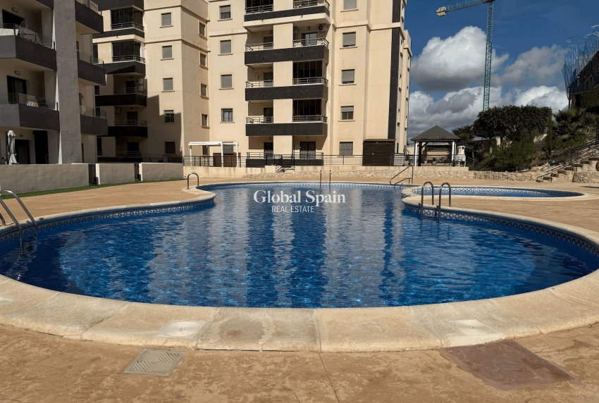 Resale - APARTMENT -
SAN MIGUEL DE SALINAS - Inland