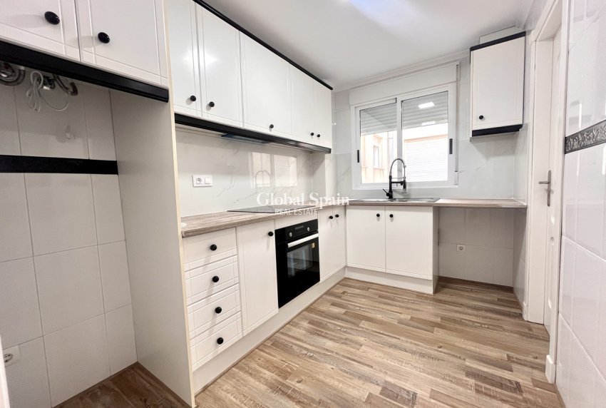 Resale - APARTMENT -
SAN MIGUEL DE SALINAS - Inland