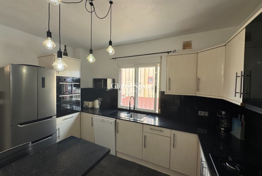 Resale - APARTMENT -
SAN MIGUEL DE SALINAS - Inland