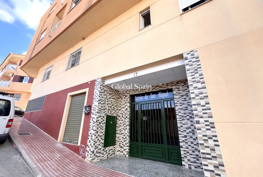 Resale - APARTMENT -
SAN MIGUEL DE SALINAS - Inland
