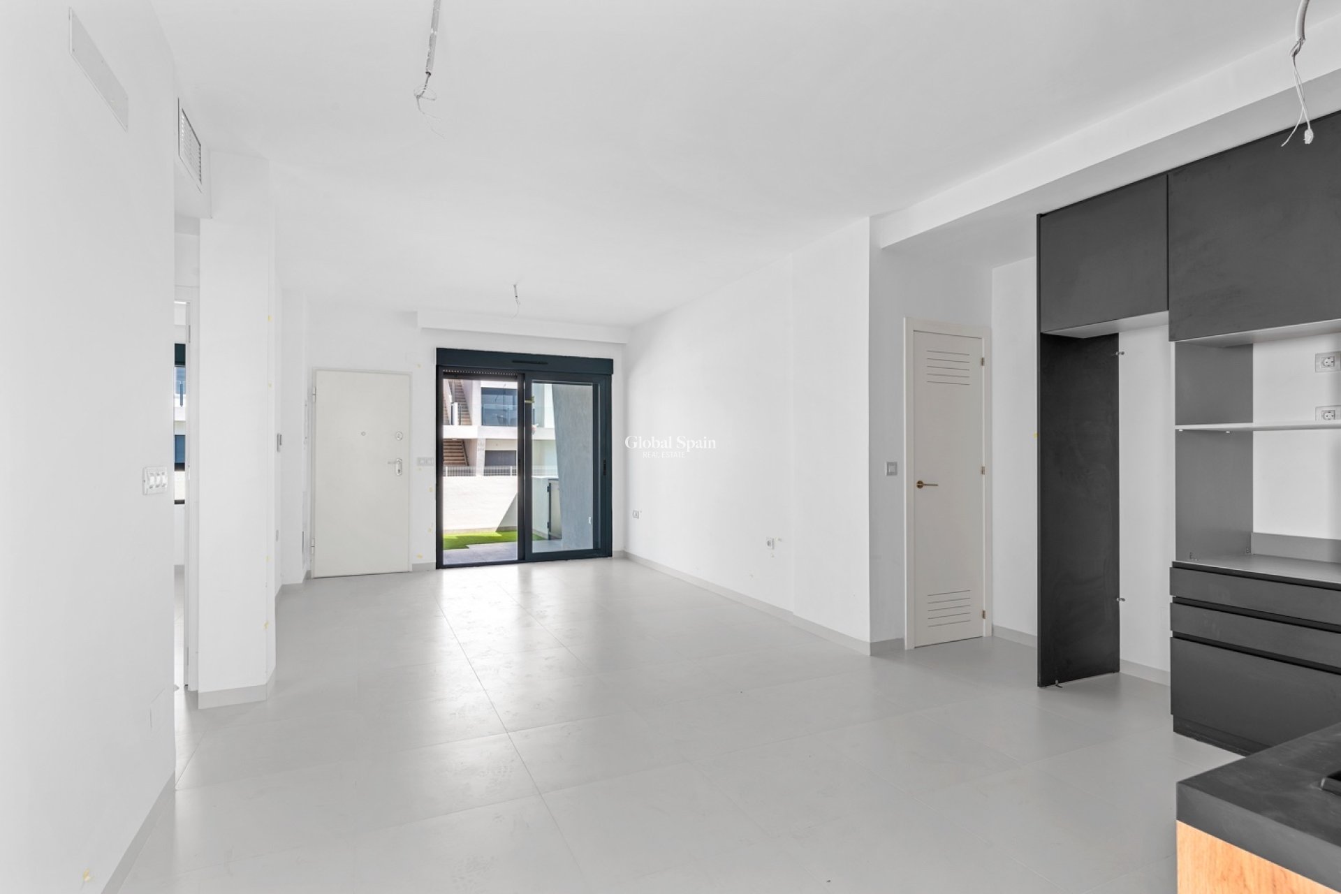 Resale - APARTMENT -
SAN MIGUEL DE SALINAS - Inland