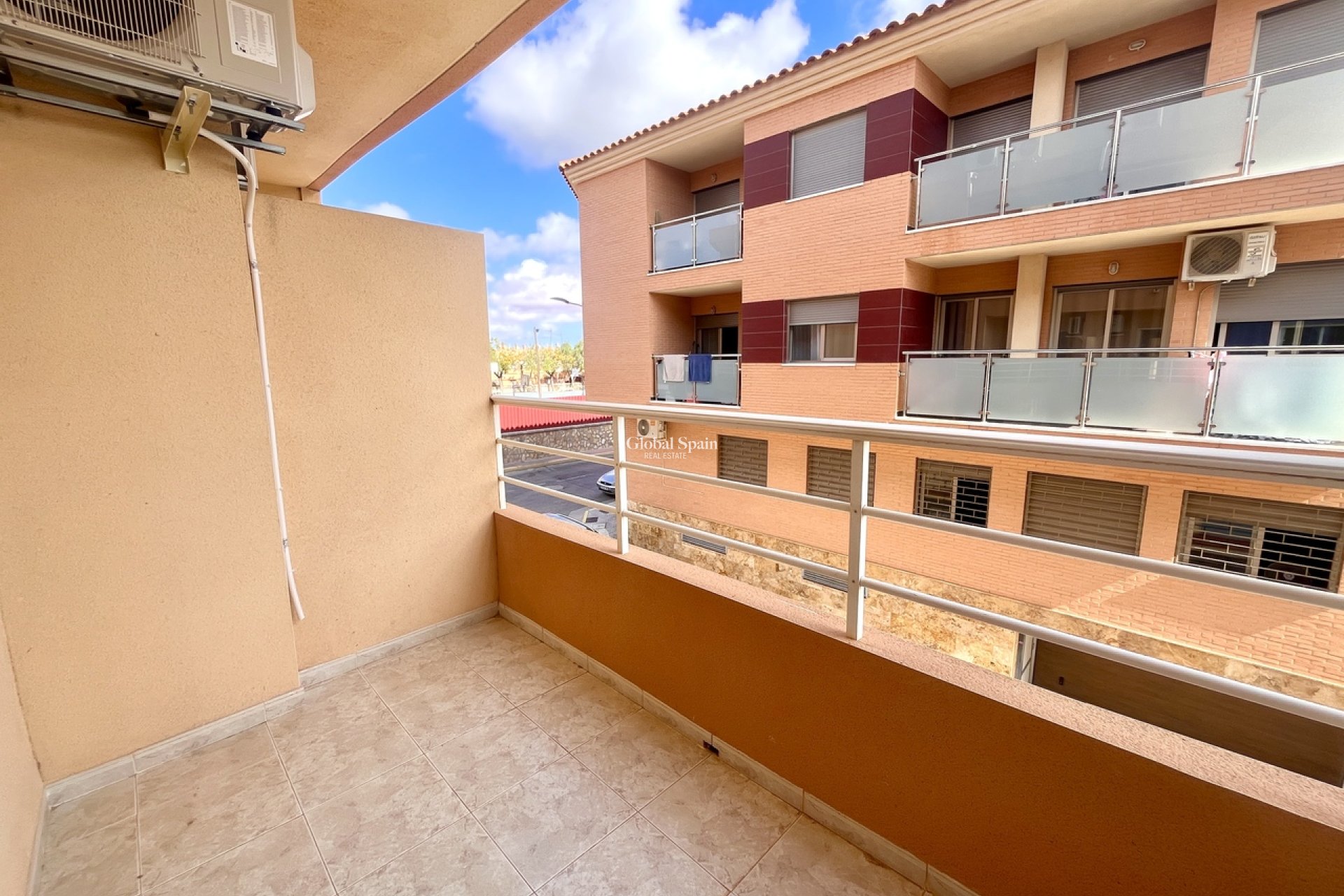 Resale - APARTMENT -
SAN MIGUEL DE SALINAS - Inland