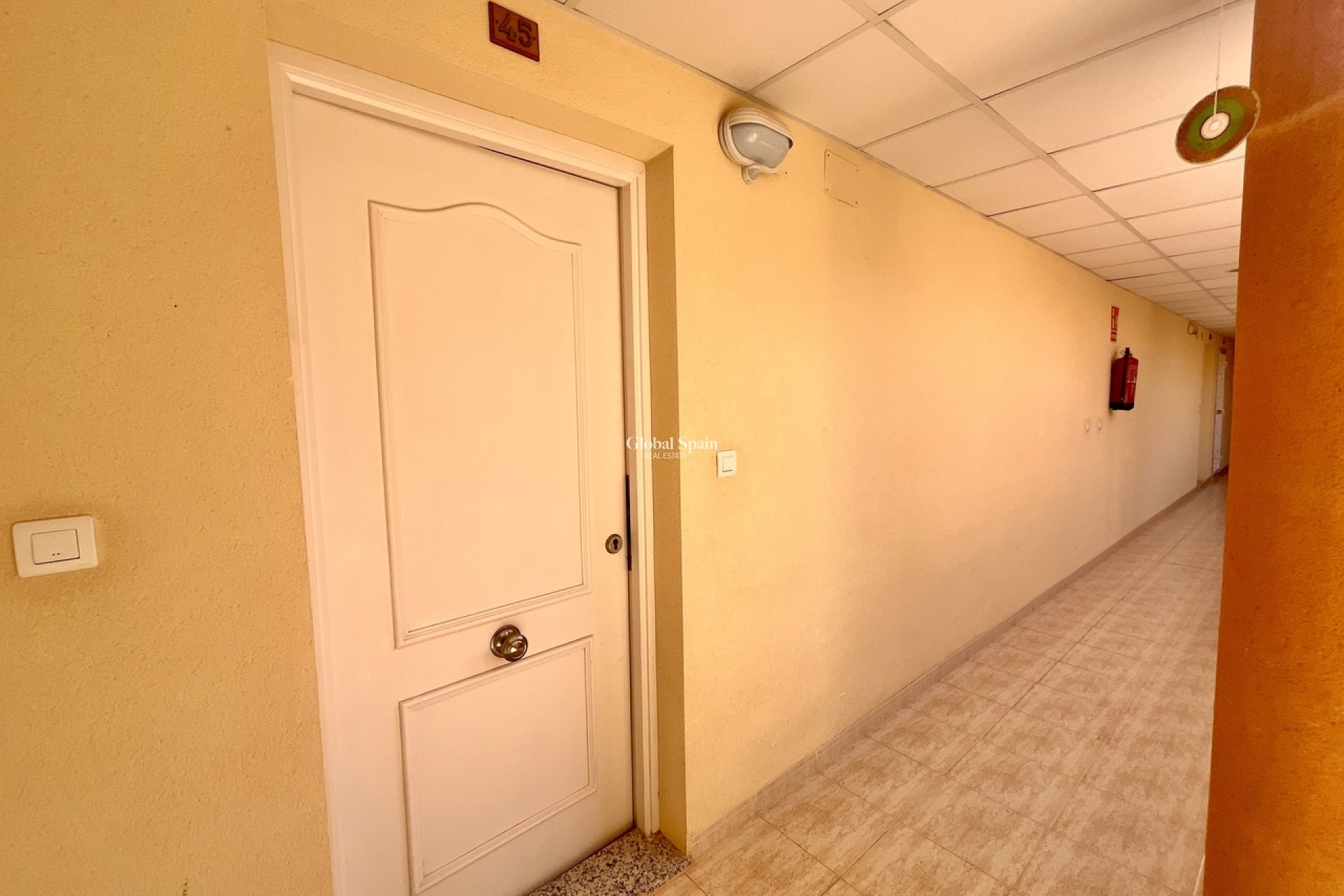 Resale - APARTMENT -
SAN MIGUEL DE SALINAS - Inland