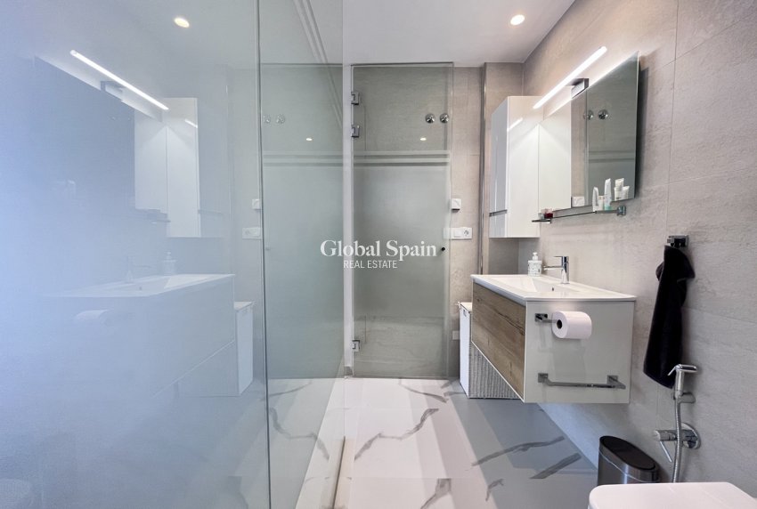 Resale - APARTMENT -
SAN MIGUEL DE SALINAS - Inland