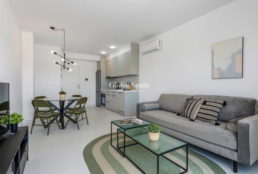 Resale - APARTMENT -
SAN MIGUEL DE SALINAS - Inland