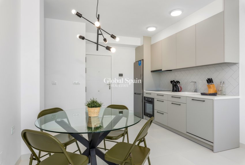 Resale - APARTMENT -
SAN MIGUEL DE SALINAS - Inland