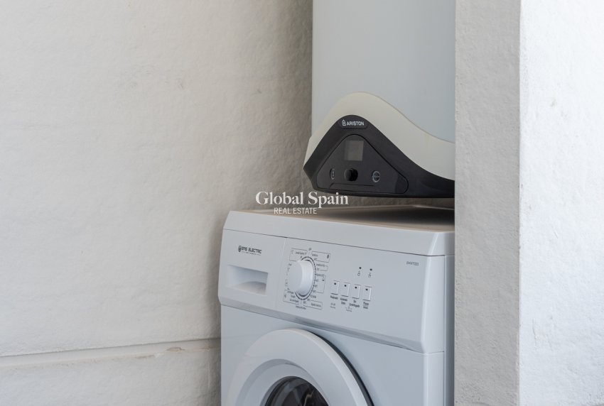 Resale - APARTMENT -
SAN MIGUEL DE SALINAS - Inland