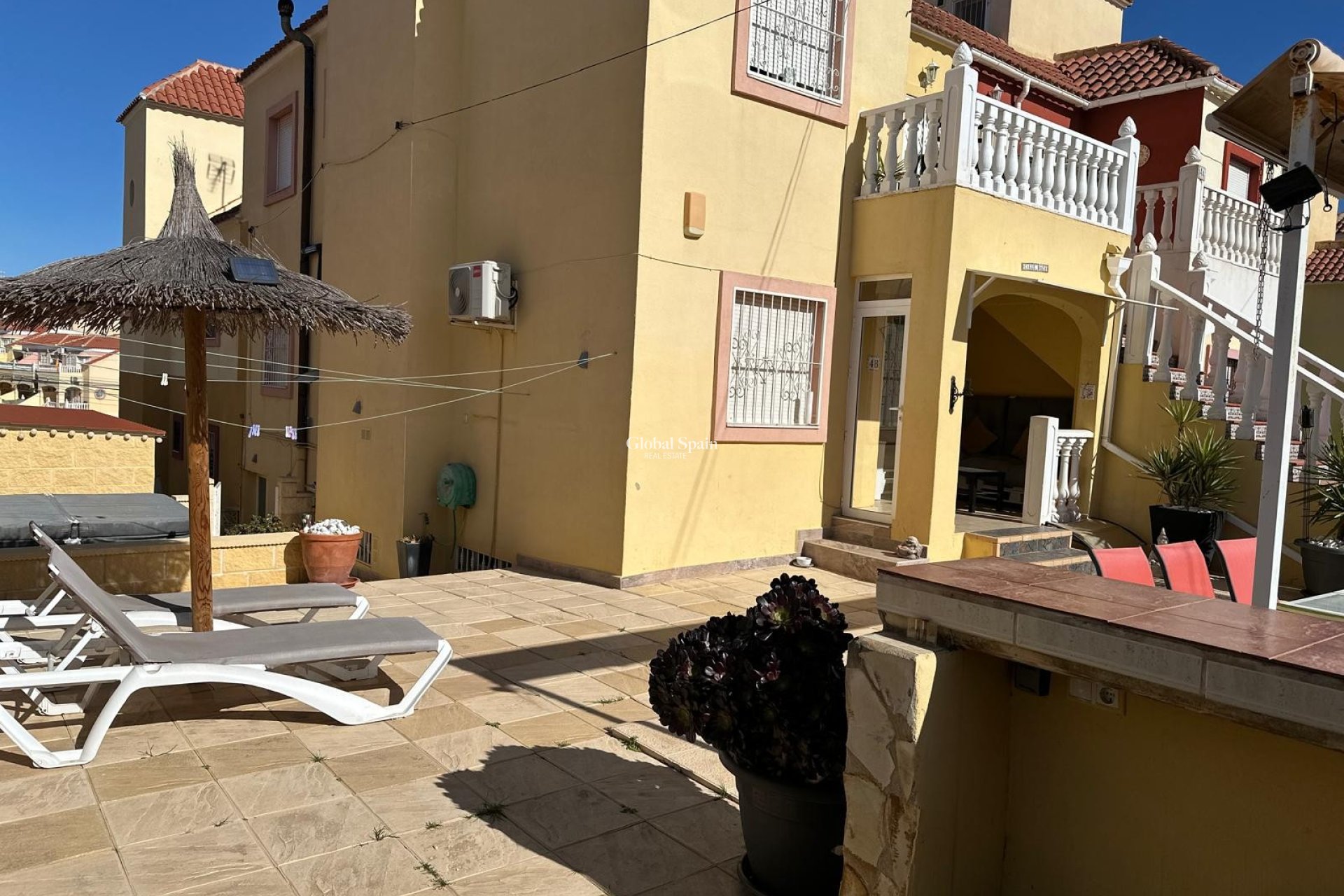 Resale - APARTMENT -
SAN MIGUEL DE SALINAS - Inland