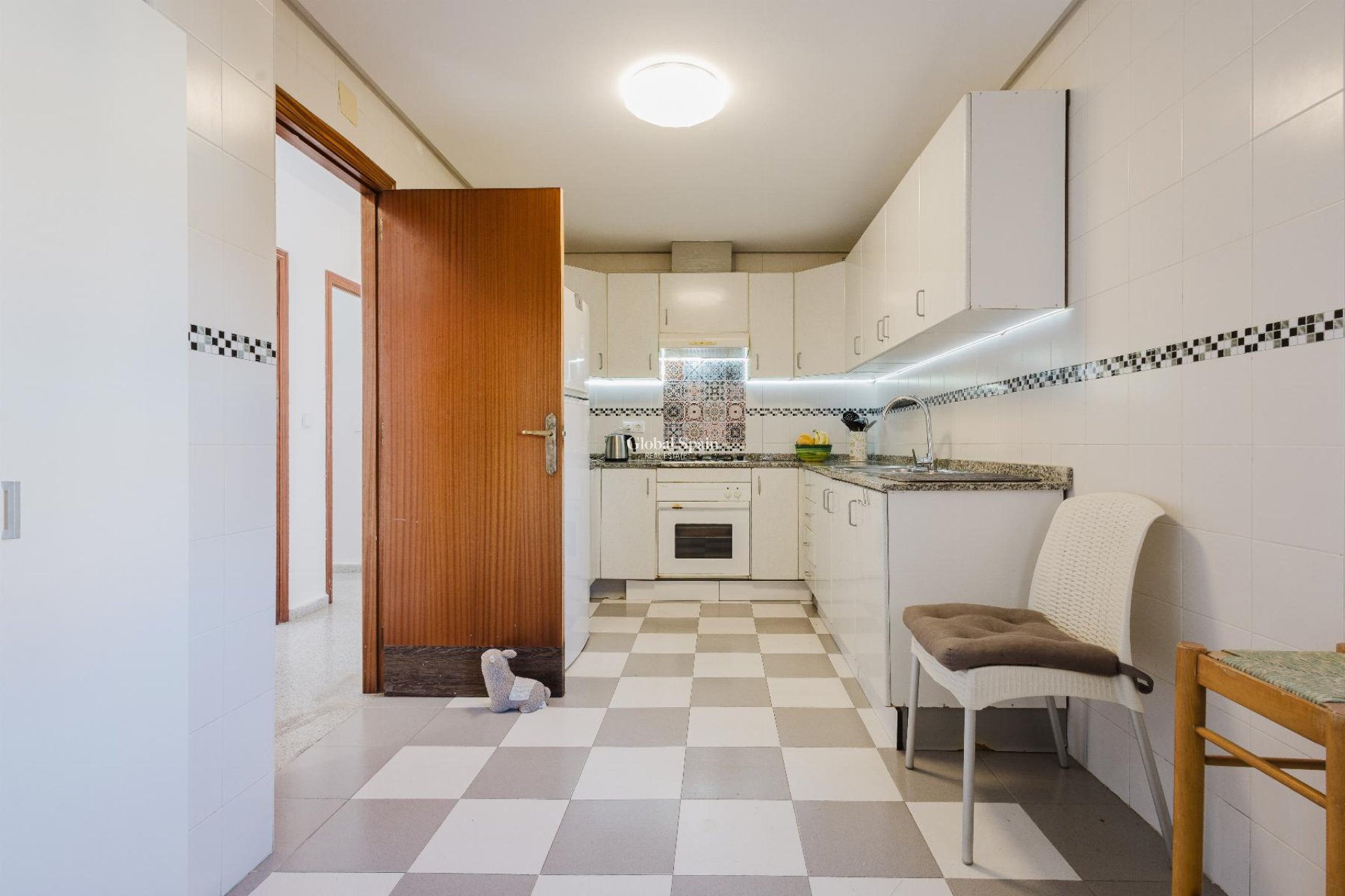 Resale - APARTMENT -
SAN MIGUEL DE SALINAS - Inland