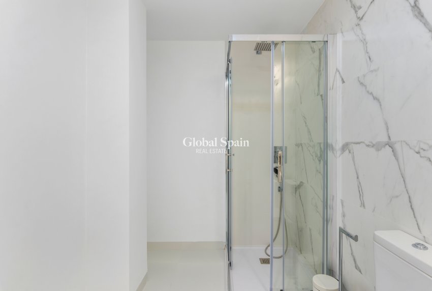 Resale - APARTMENT -
SAN MIGUEL DE SALINAS - Inland