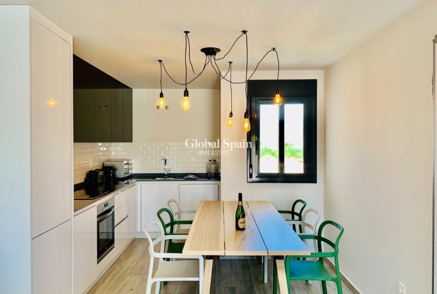 Resale - APARTMENT -
SAN MIGUEL DE SALINAS - Inland