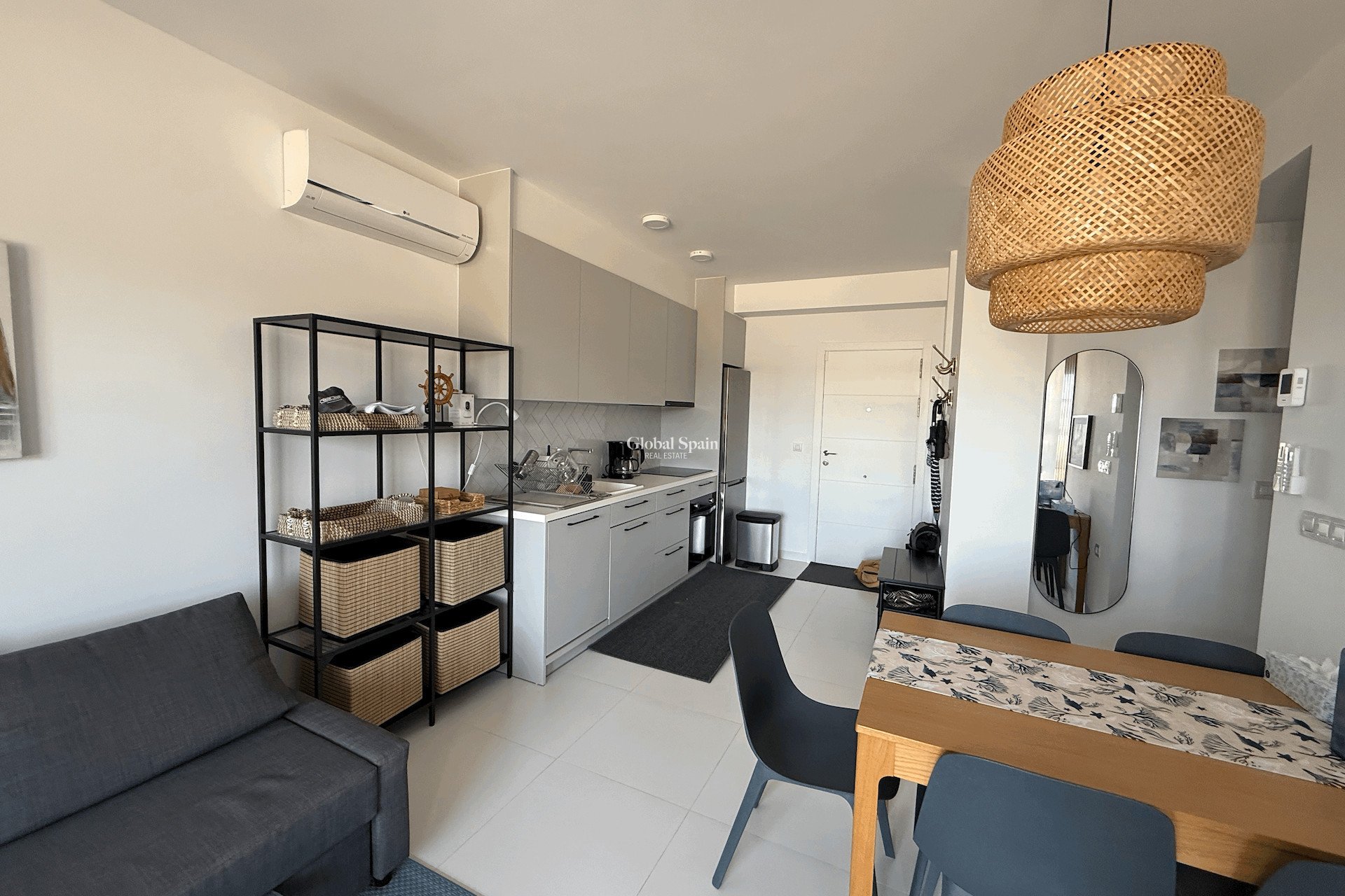 Resale - APARTMENT -
SAN MIGUEL DE SALINAS - Inland