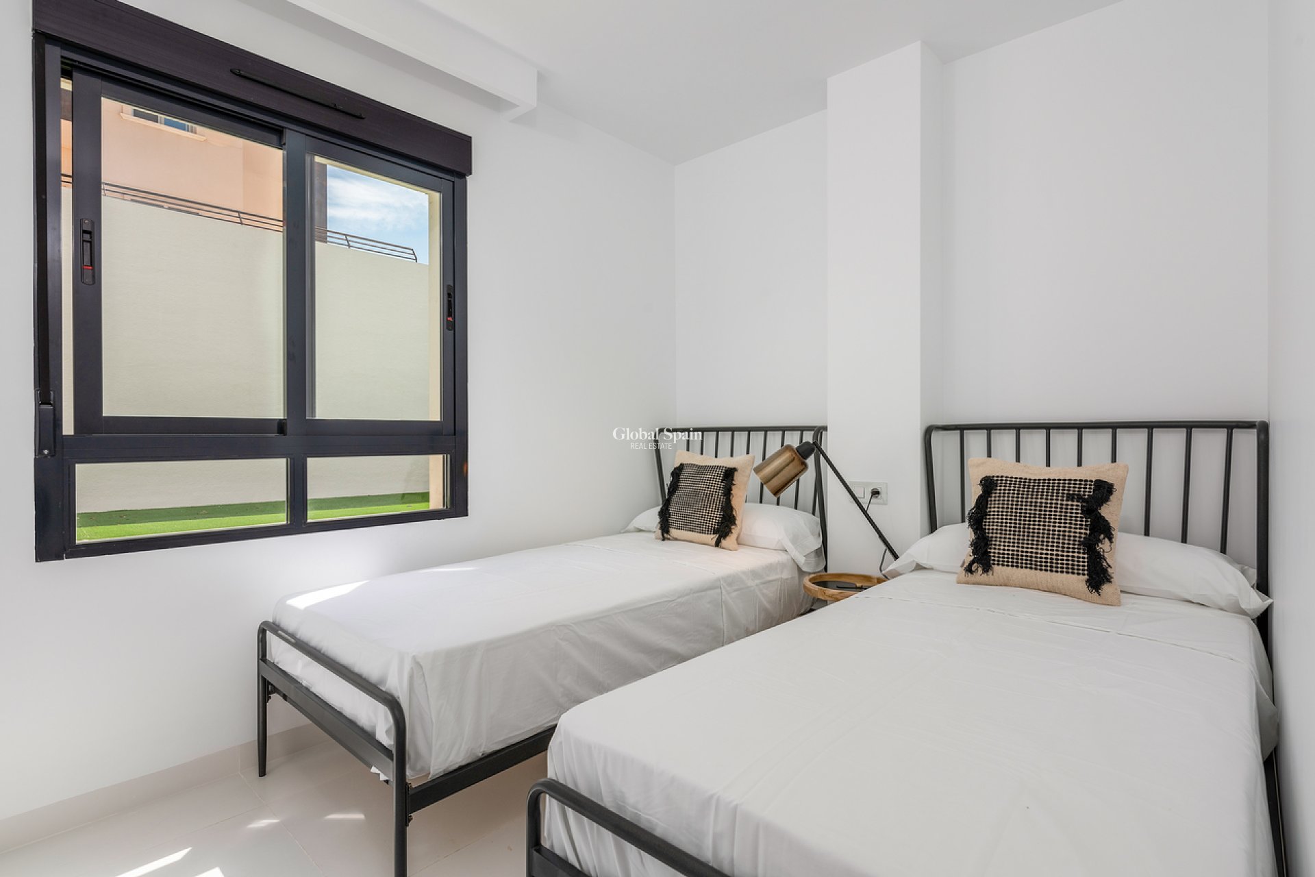 Resale - APARTMENT -
SAN MIGUEL DE SALINAS - Inland