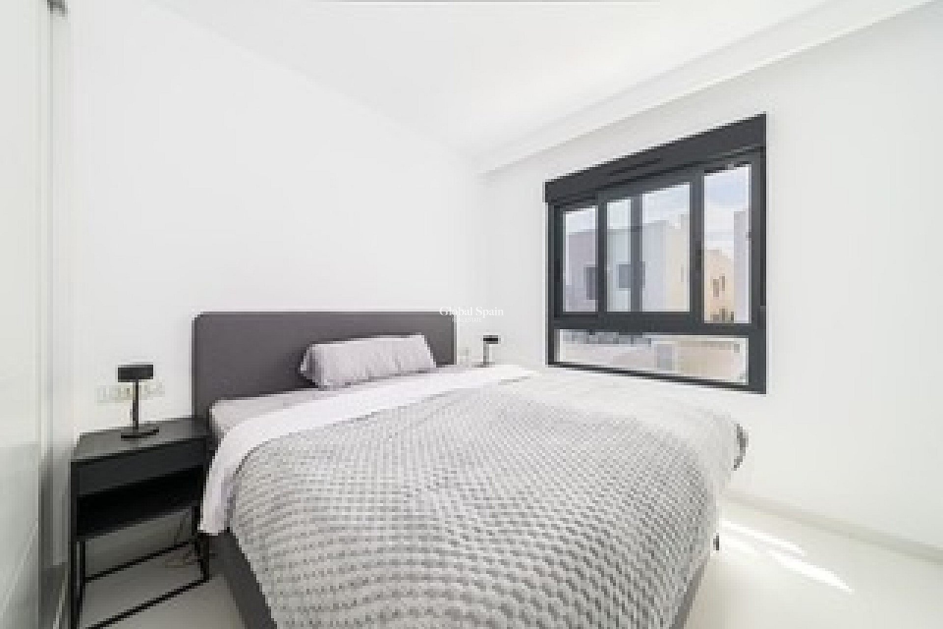 Resale - APARTMENT -
SAN MIGUEL DE SALINAS - Inland