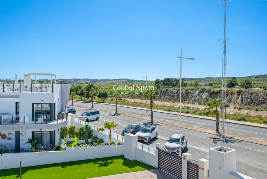 Resale - APARTMENT -
SAN MIGUEL DE SALINAS - Inland