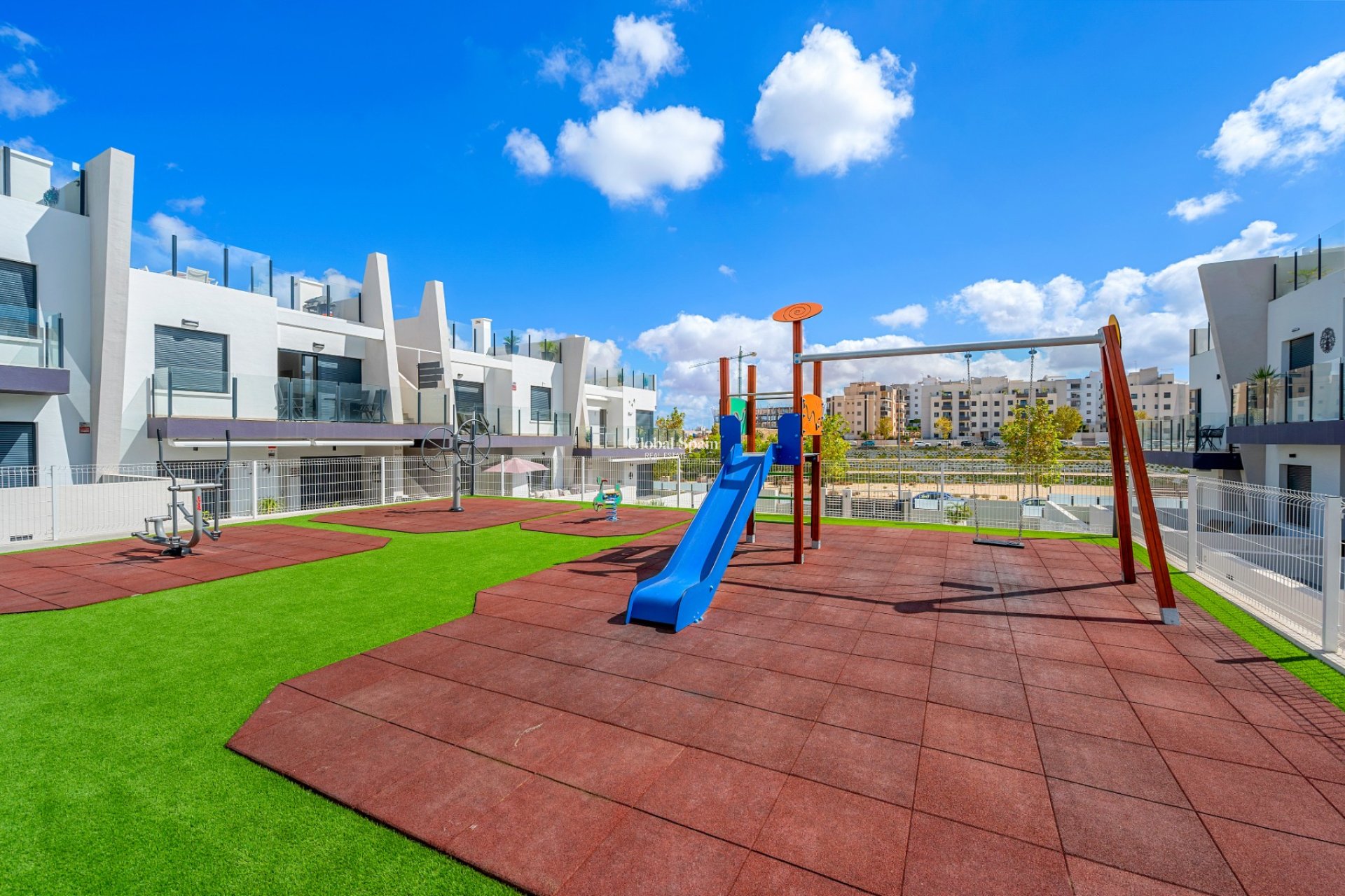 Resale - APARTMENT -
SAN MIGUEL DE SALINAS - Inland