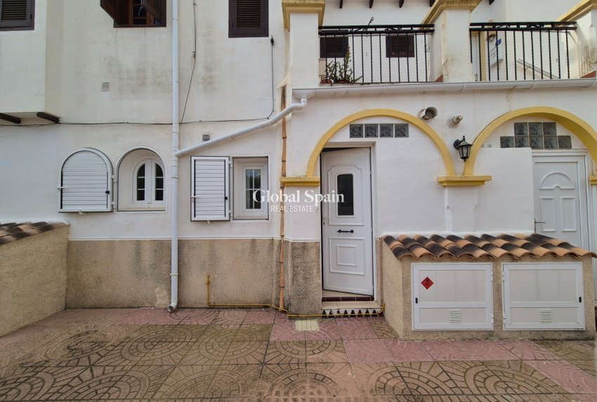 Resale - APARTMENT -
SAN MIGUEL DE SALINAS - Inland