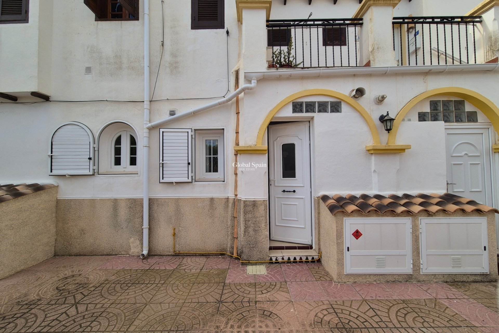 Resale - APARTMENT -
SAN MIGUEL DE SALINAS - Inland
