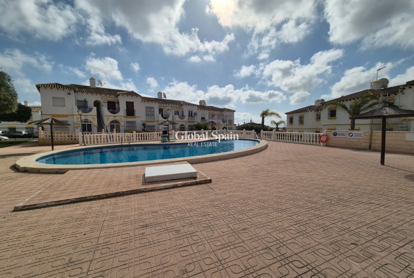 Resale - APARTMENT -
SAN MIGUEL DE SALINAS - Inland