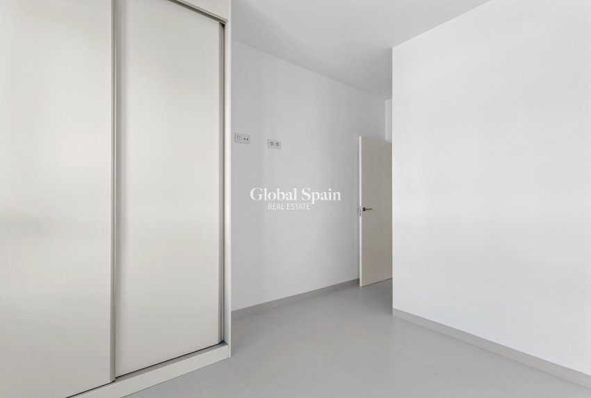 Resale - APARTMENT -
SAN MIGUEL DE SALINAS - Inland