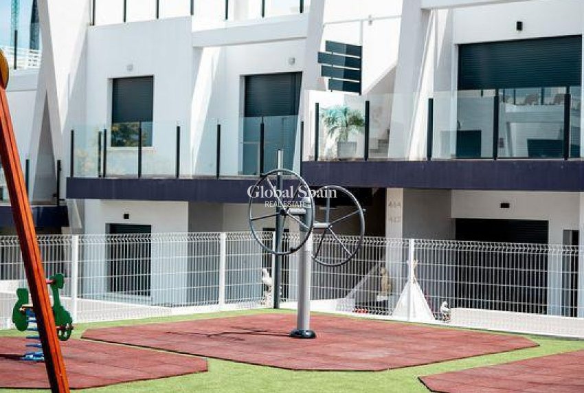 Resale - APARTMENT -
SAN MIGUEL DE SALINAS - Inland