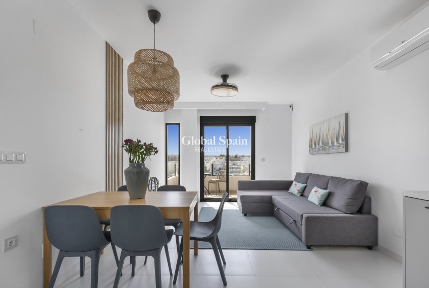 Resale - APARTMENT -
SAN MIGUEL DE SALINAS - Inland