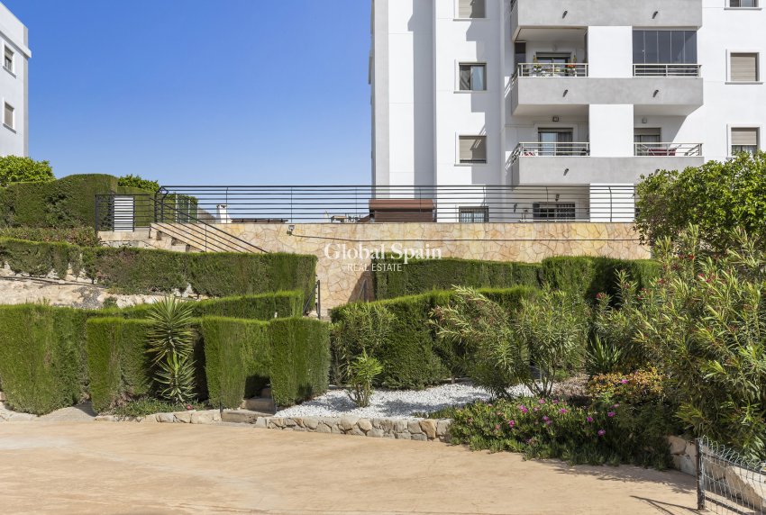 Resale - APARTMENT -
SAN MIGUEL DE SALINAS - Inland