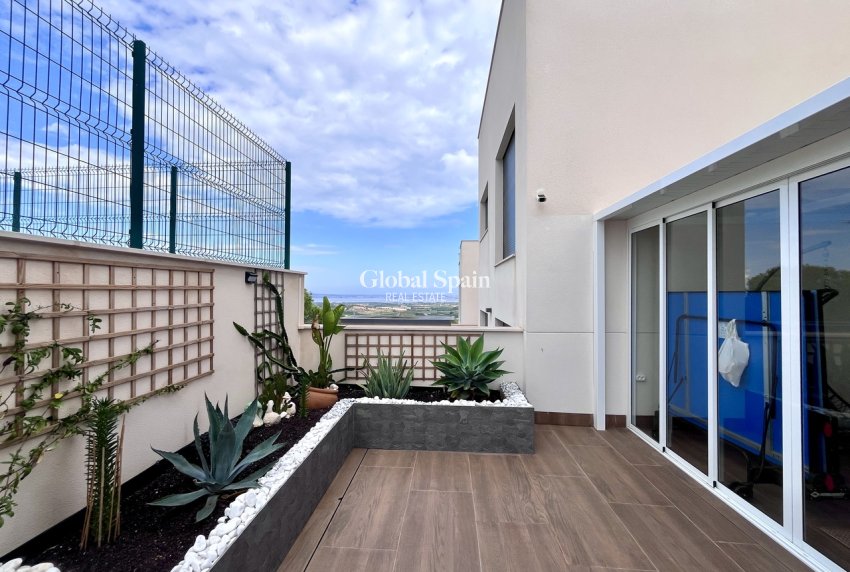 Resale - APARTMENT -
SAN MIGUEL DE SALINAS - Inland