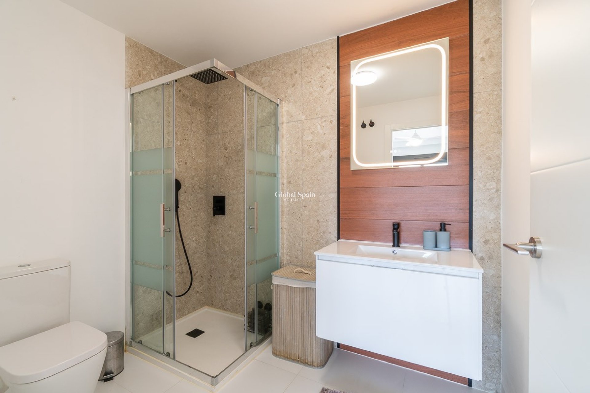 Resale - APARTMENT -
SAN MIGUEL DE SALINAS - Inland