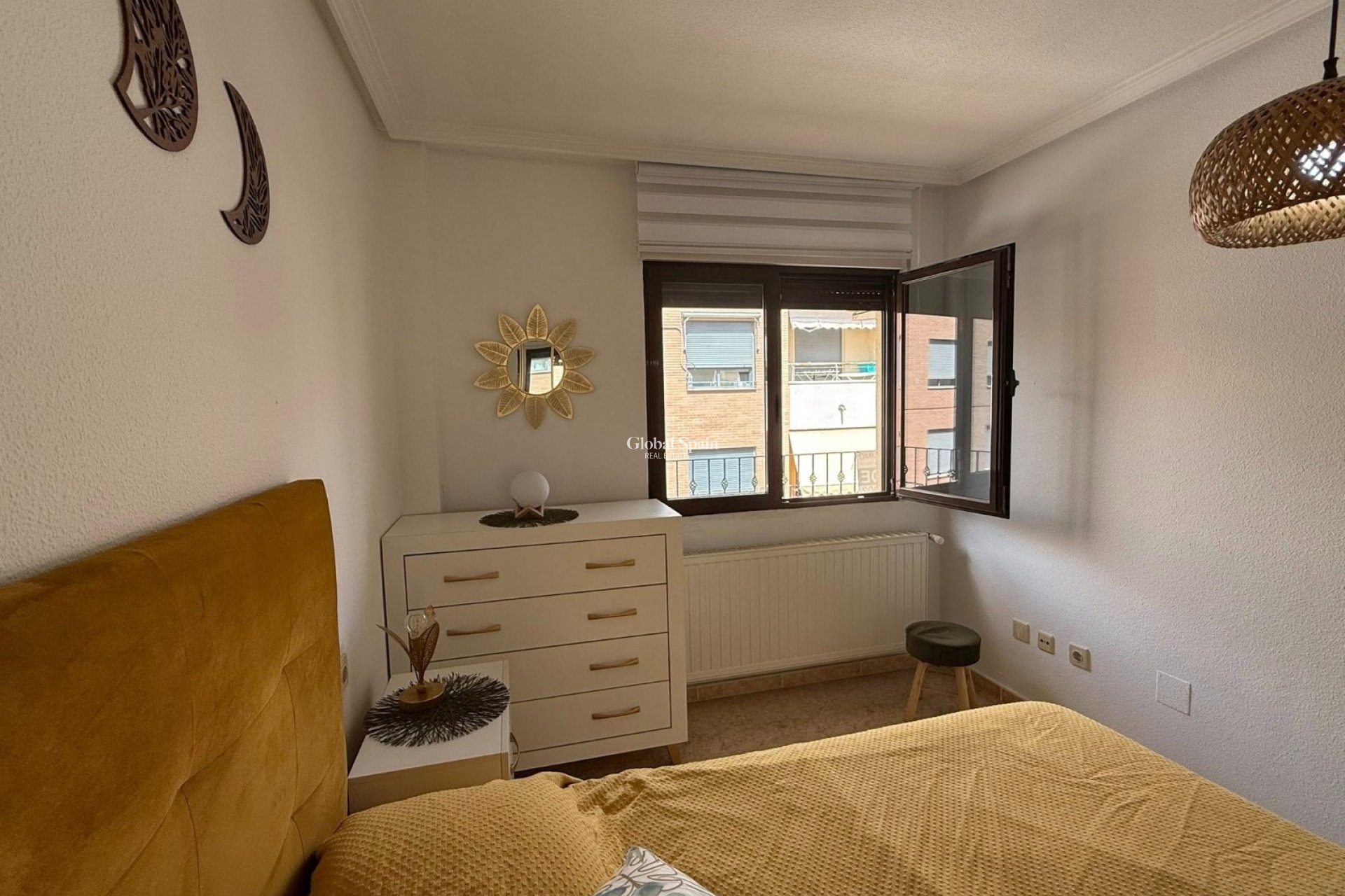 Resale - APARTMENT -
SAN MIGUEL DE SALINAS - Inland