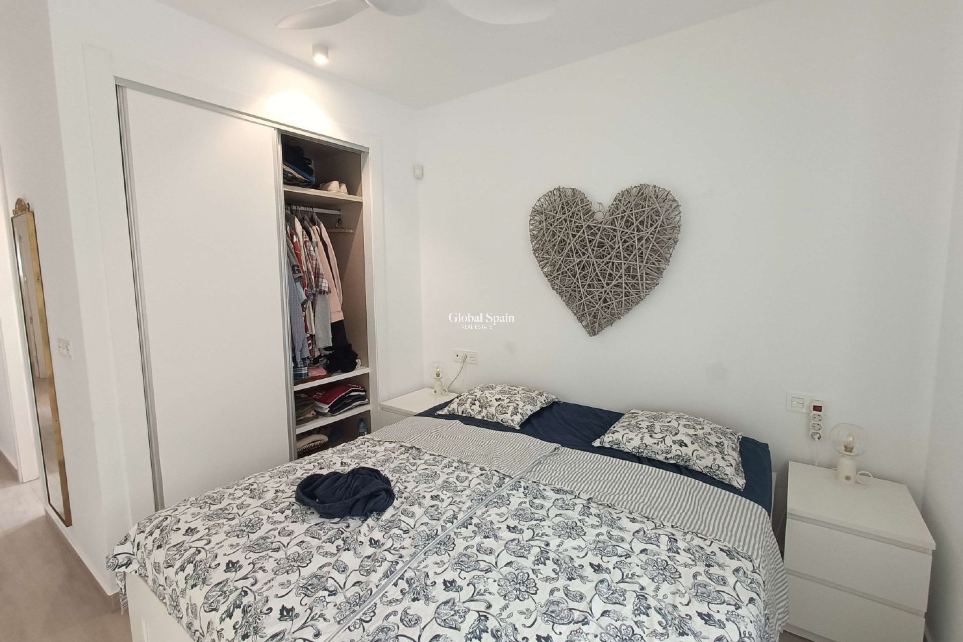 Resale - APARTMENT -
SAN MIGUEL DE SALINAS - Las Comunicaciones