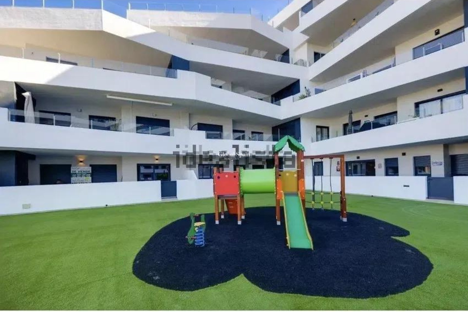 Resale - APARTMENT -
SAN MIGUEL DE SALINAS - Pueblo