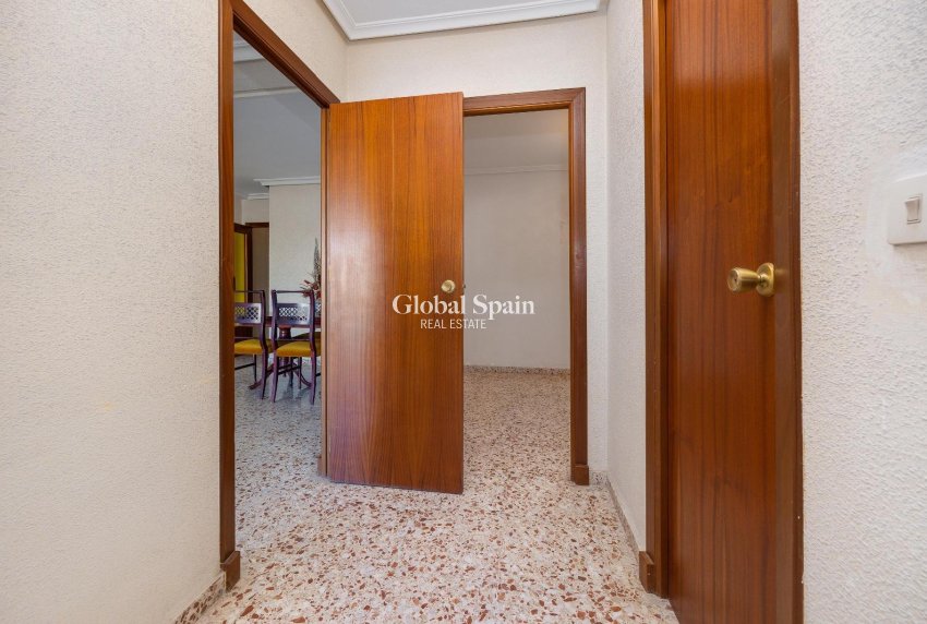 Resale - APARTMENT -
SAN PEDRO DEL PINATAR - Av. Dr Artero Guirao