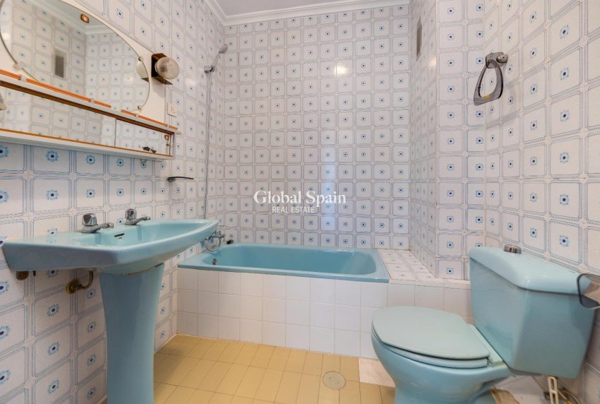 Resale - APARTMENT -
SAN PEDRO DEL PINATAR - Av. Dr Artero Guirao