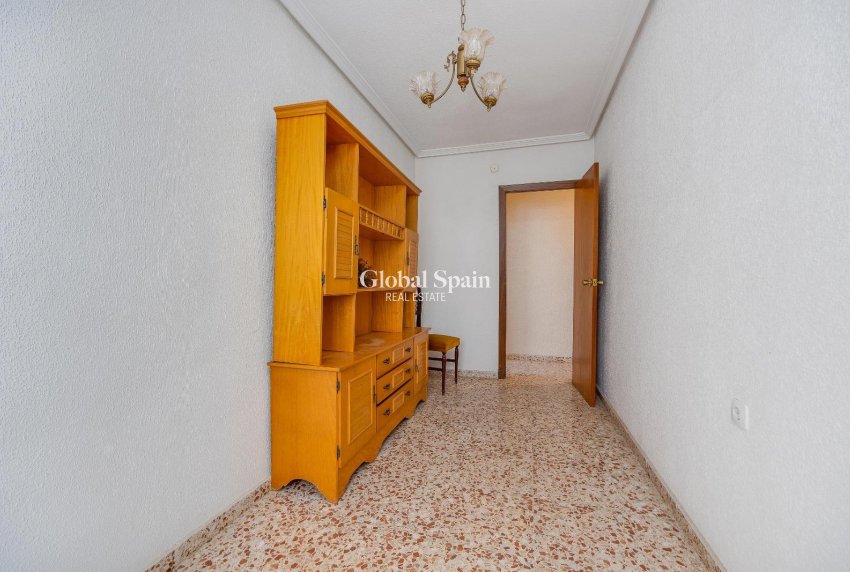 Resale - APARTMENT -
SAN PEDRO DEL PINATAR - Av. Dr Artero Guirao