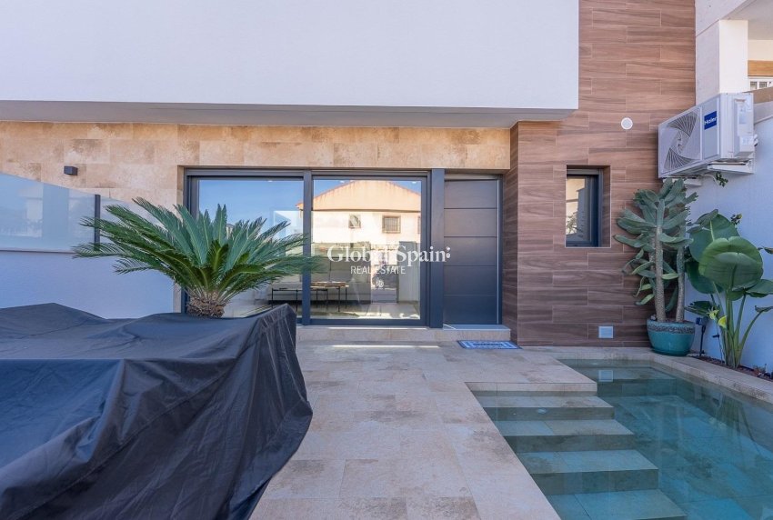 Resale - APARTMENT -
SAN PEDRO DEL PINATAR - CENTRO